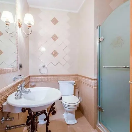 4bdr Modern Parisian Style Apartment- If You Want To Book, Please Contact On Wh-ats-app - 0034-656-619-782 !!!! Paris