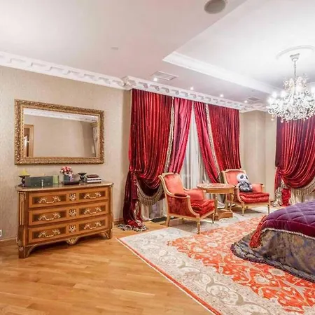 Apartment 4bdr Modern Parisian Style Apartment- If You Want To Book, Please Contact On Wh-ats-app - 0034-656-619-782 !!!!